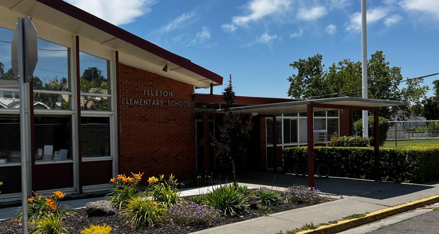Isleton Elementary School
